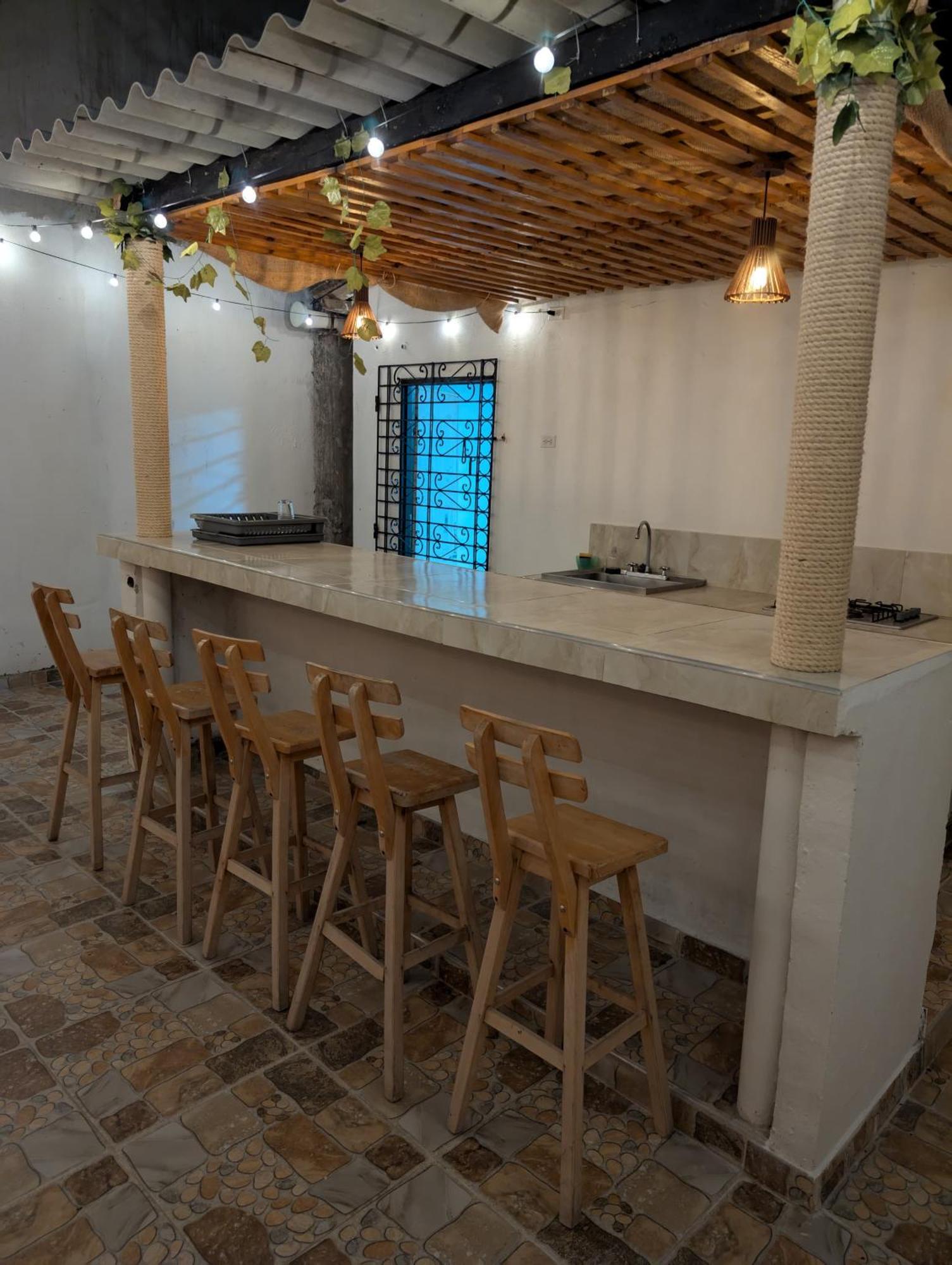 Casa Perla Homestay *