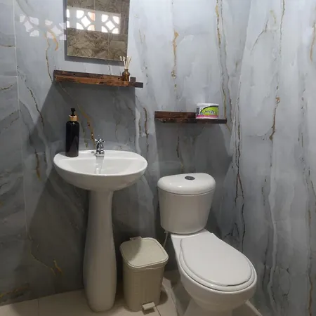 Casa Perla Homestay *