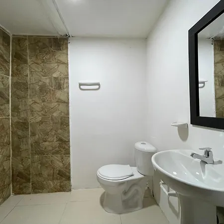 Casa Perla Homestay *